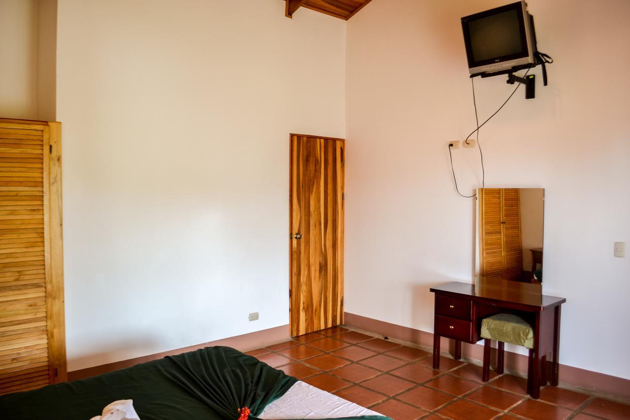 Termales Del Bosque & Hot Springs Hotel La Marina Екстериор снимка
